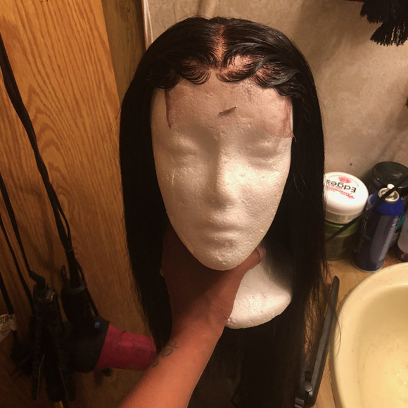 Sold 20 inch Brazilian Remy Lace Front Wig - Picture 2 of 2